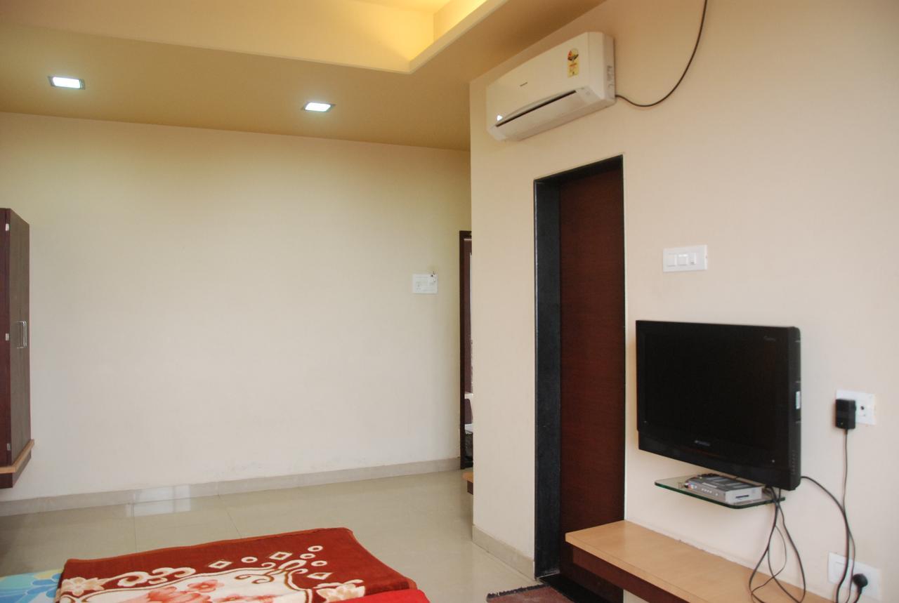 Hotel Lake View Satara Exterior foto